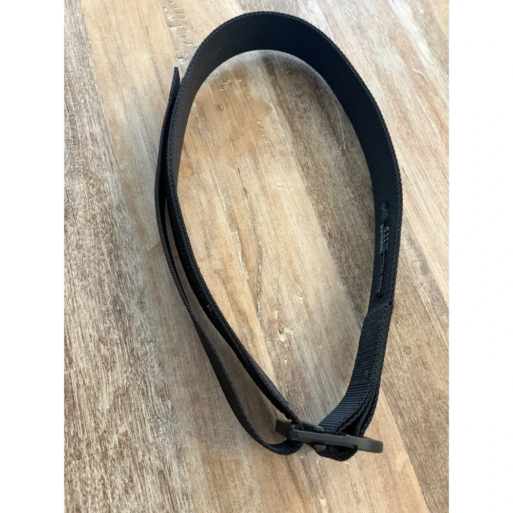 5.11 TACTICAL SERIES Men's BELT Size Medium 32-34 Heavy Duty Matte Black 1.5